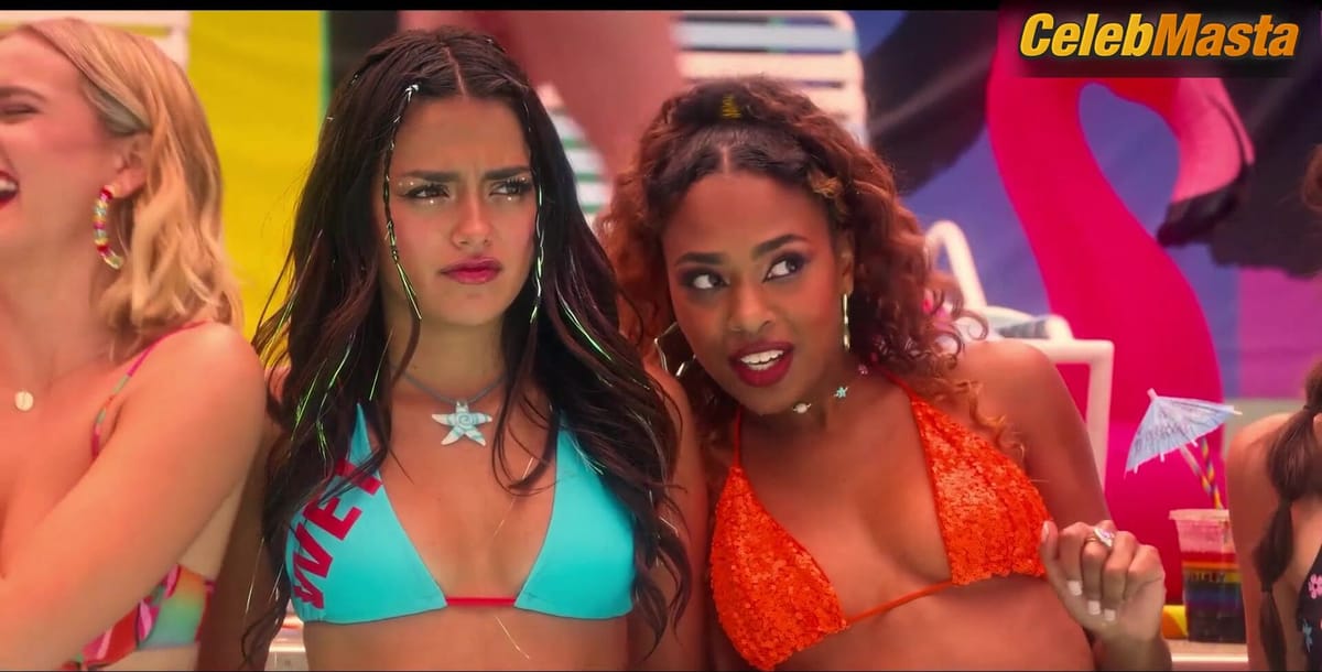 3500 batch Flaunt Bikinis in a Scene from Pretty Little Liars Original Sin