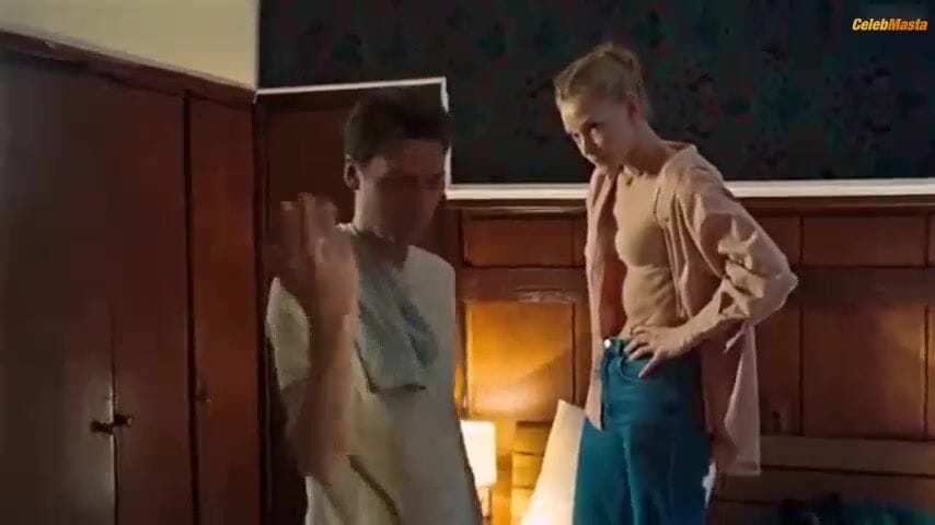 3500 batch's Boobs Scene in Lyubov' Bez Razmera
