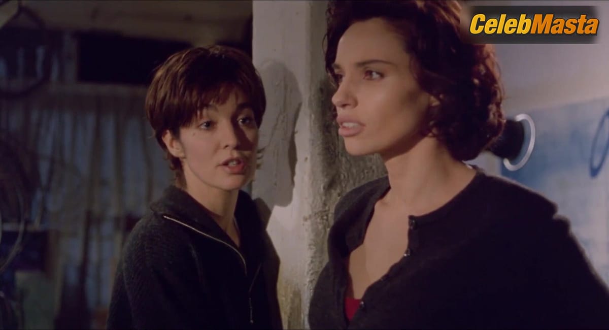 3500 batch's Lesbian Scene with Anne Parillaud in A La Folie