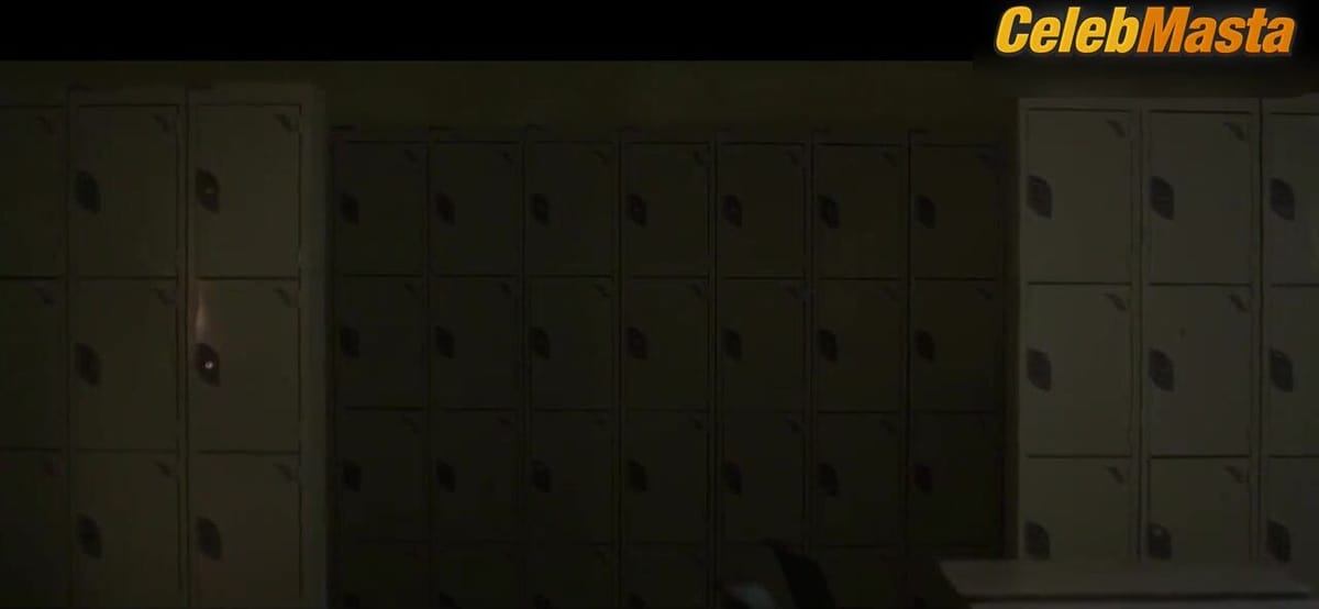 3500 batch Reveals Underwear,Boobs Scene in Una