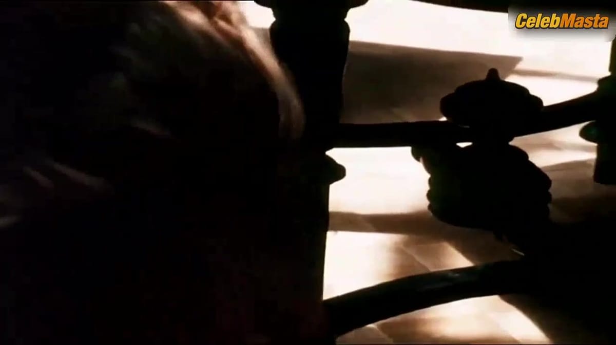 3500 batch Boobs Scene from Wer Im Glashaus Liebt...