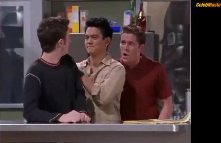 3500 batch Reveals Lesbian Scene in Off Centre