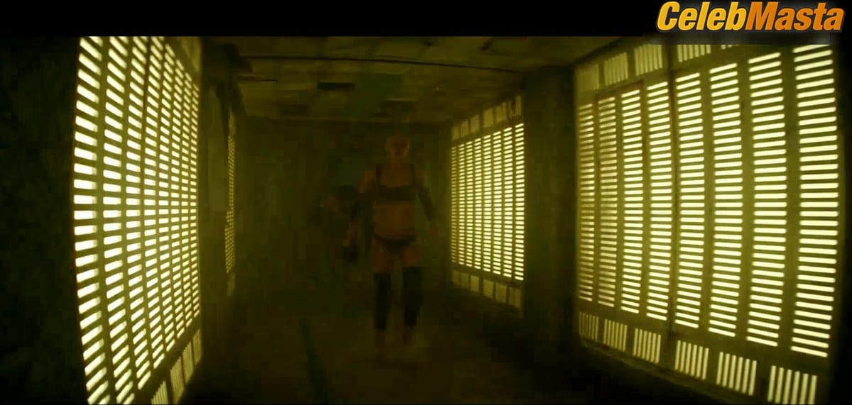 3500 batch Underwear Scene from Underwater