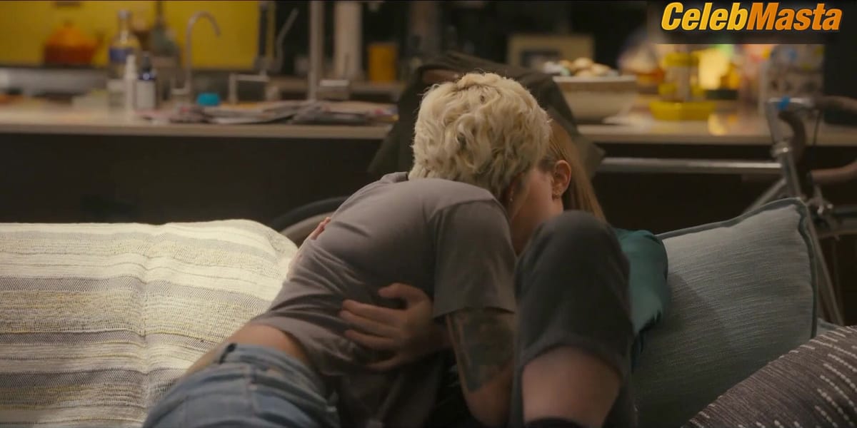 3500 batch's Lesbian Sex Scene in Hacks