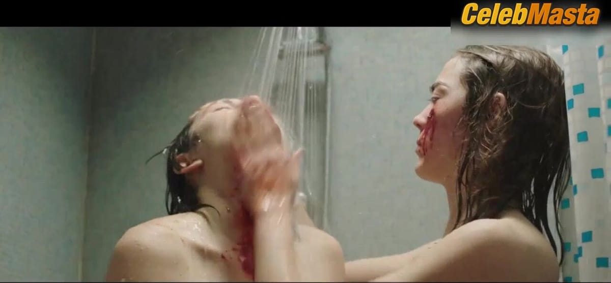 3500 batch Bares Boobs, Underwear Scene in Raw