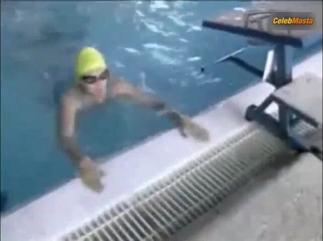 3500 batch's Swimsuit Scene from El Alma No Tiene Color