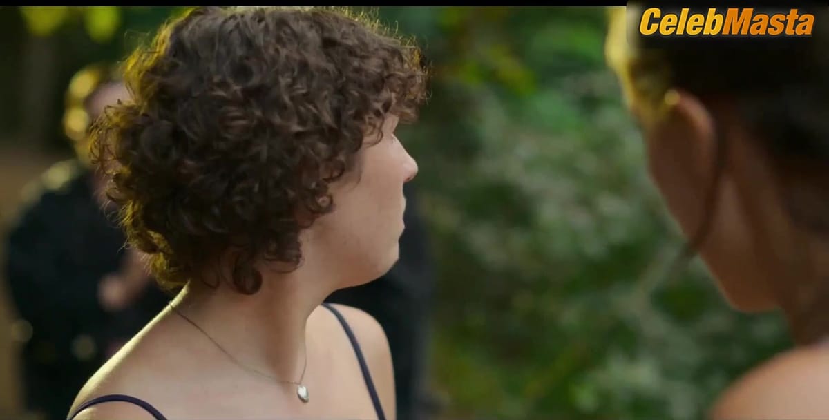 3500 batch Shows Tits Scene in Fallen