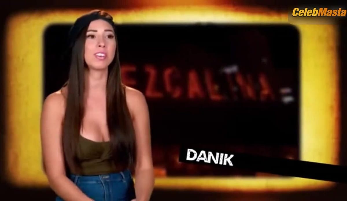 3500 batch Flaunts a Lesbian Scene with Karime Pindter in Acapulco Shore