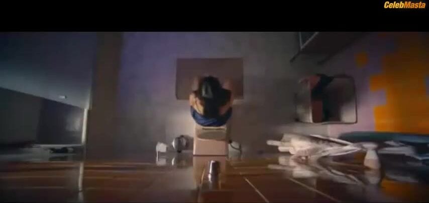 3500 batch's Boobs Scene in Mulheres Alteradas