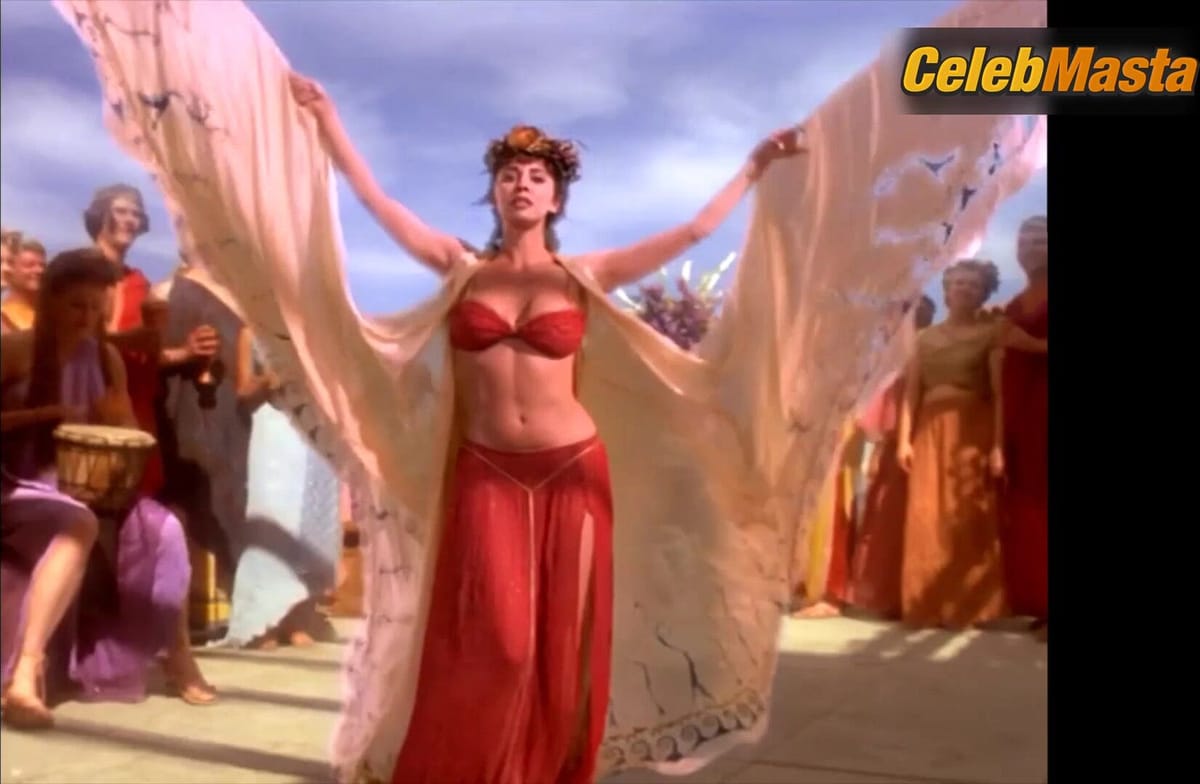 3500 batch's Swimsuit Scene in Stargate Sg-1