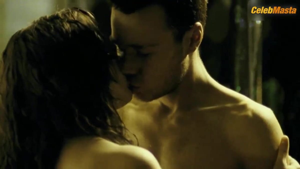 3500 batch's Ass, Tits Scene from Guantanamero