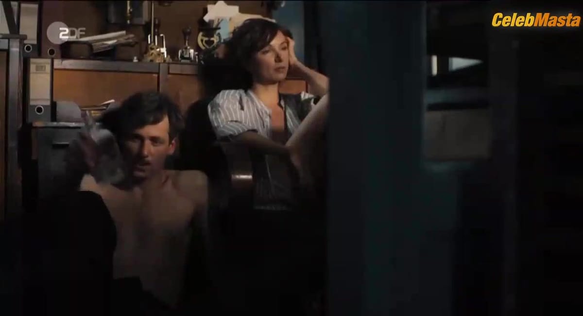 3500 batch's Sex Scene from Das Sacher. In bester Gesellschaft