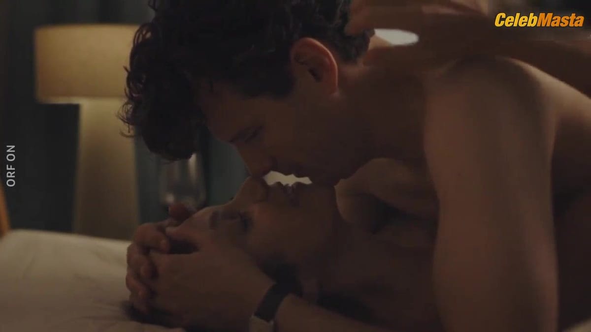 3500 batch: Julia Koschitz's Tits Scene from Ewig Dein