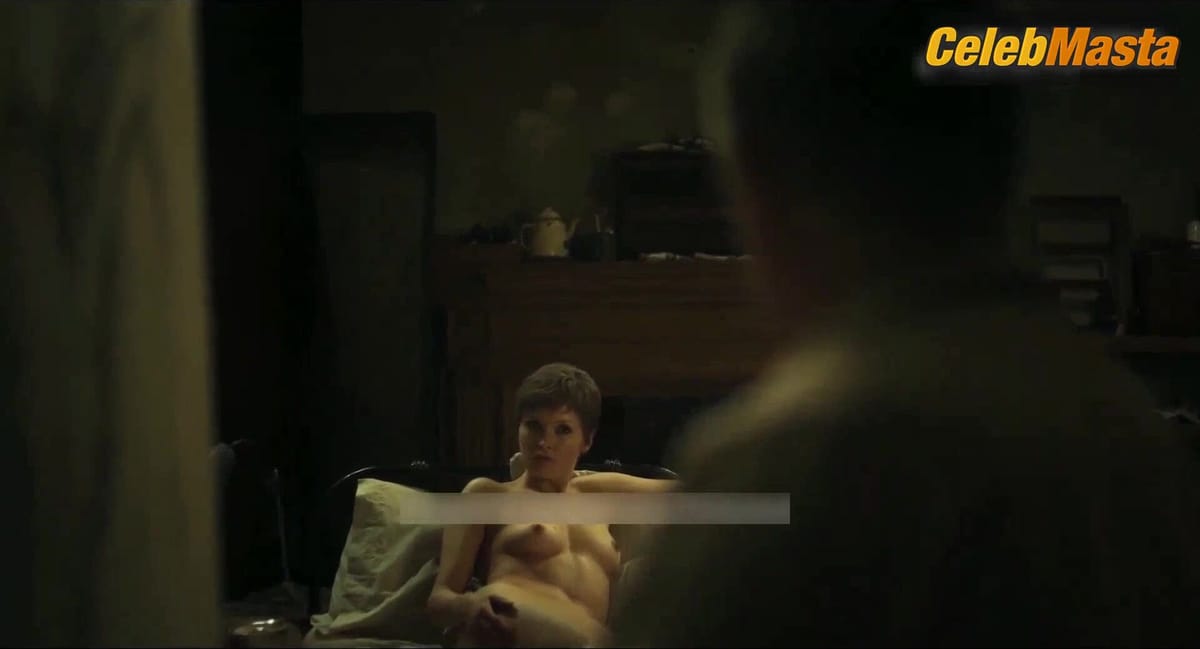 3500 batch's Butt, Tits Scene from Moss & Freud