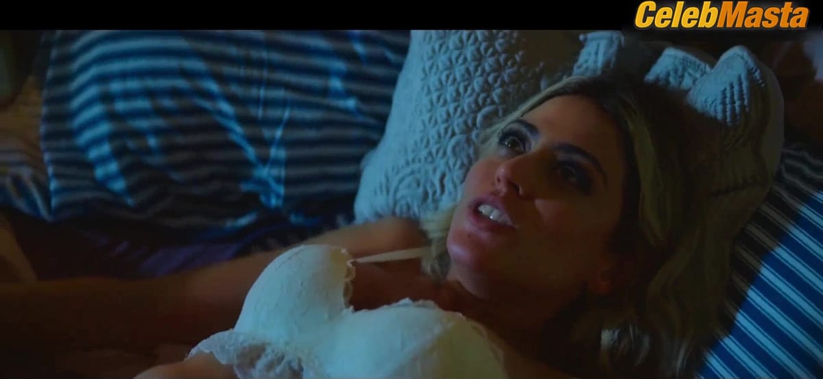 3500 batch's Tits, Underwear Scene in Maldivas
