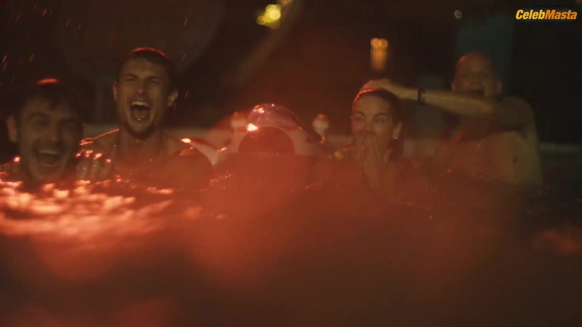 3500 batch Bares Tits Scene in The White Lotus
