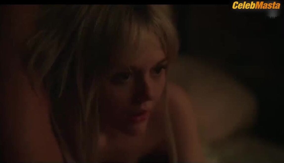 Emily Alyn Lind's Tits Scene in Gossip Girl