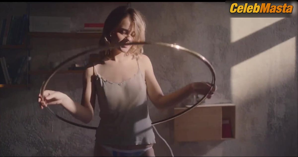 Dasha Nekrasova's Sex Scene in Softness Of Bodies