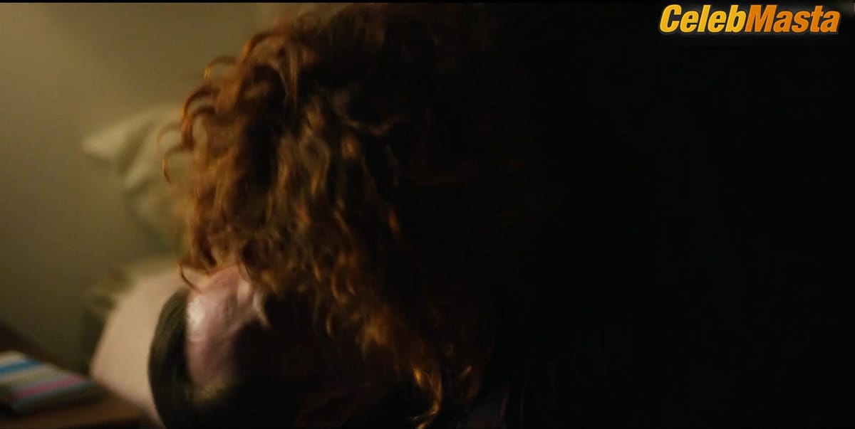 Natasha Lyonne's Sexy Scene from Russian Doll