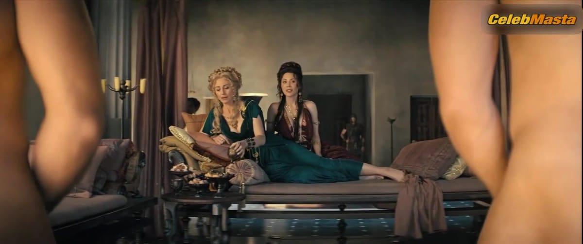 Claudia Black and Jaime Slater's Lesbian Sex Scene in Spartacus House Of Ashur