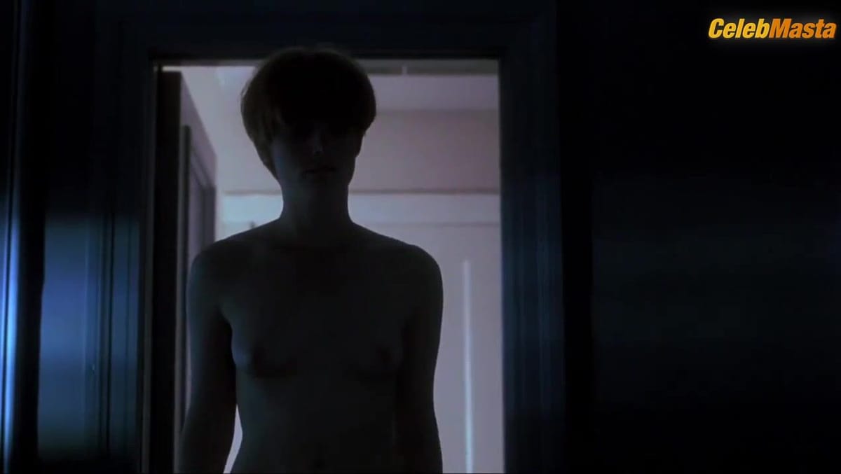 Bridget Fonda's Booty, Tits Scene in Single White Female