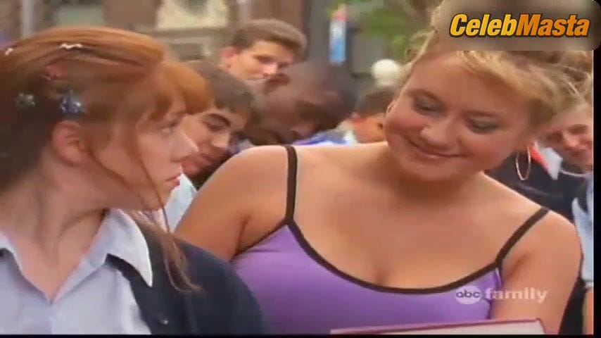 Megyn Price Tits, Swimsuit Scene from Grounded For Life