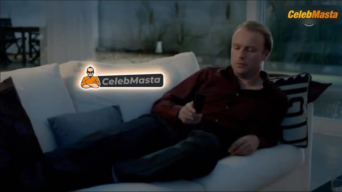 Stefanie Stappenbeck's Boobs Scene in Sechzehneichen