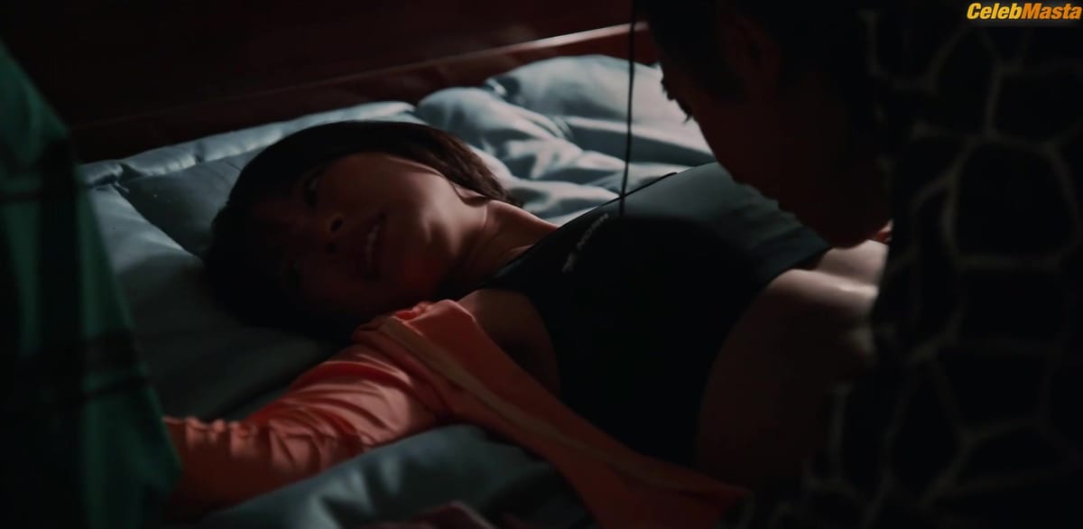Tao Tsuchiya's Swimsuit Scene in Alice In Borderland
