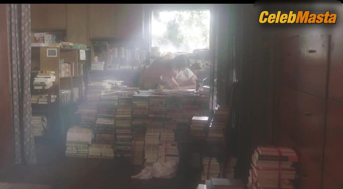 Kim Go-Eun Booty Scene in A Muse