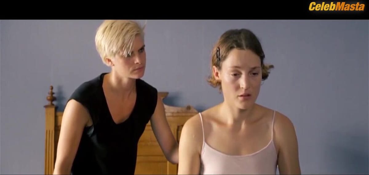 Vicky Krieps Lesbian, Booty Scene in The Chambermaid