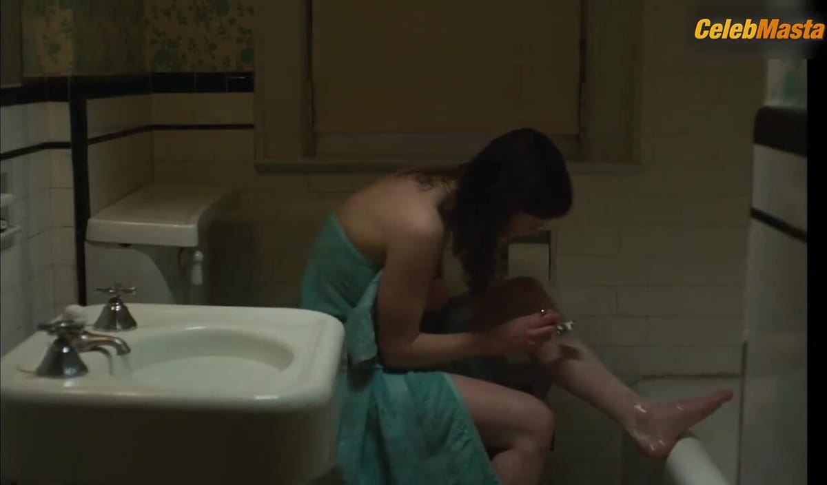 Thomasin McKenzie's Sexy Scene in Eileen