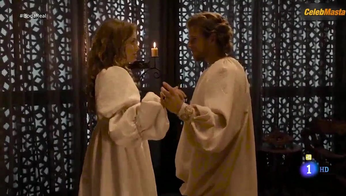 Blanca Suarez Tits Scene from Carlos, Rey Emperador