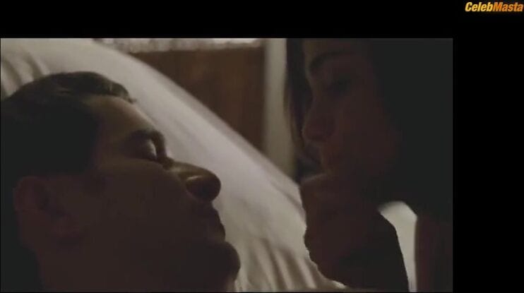 Alice Braga Underwear Scene in the Movie Latitudes