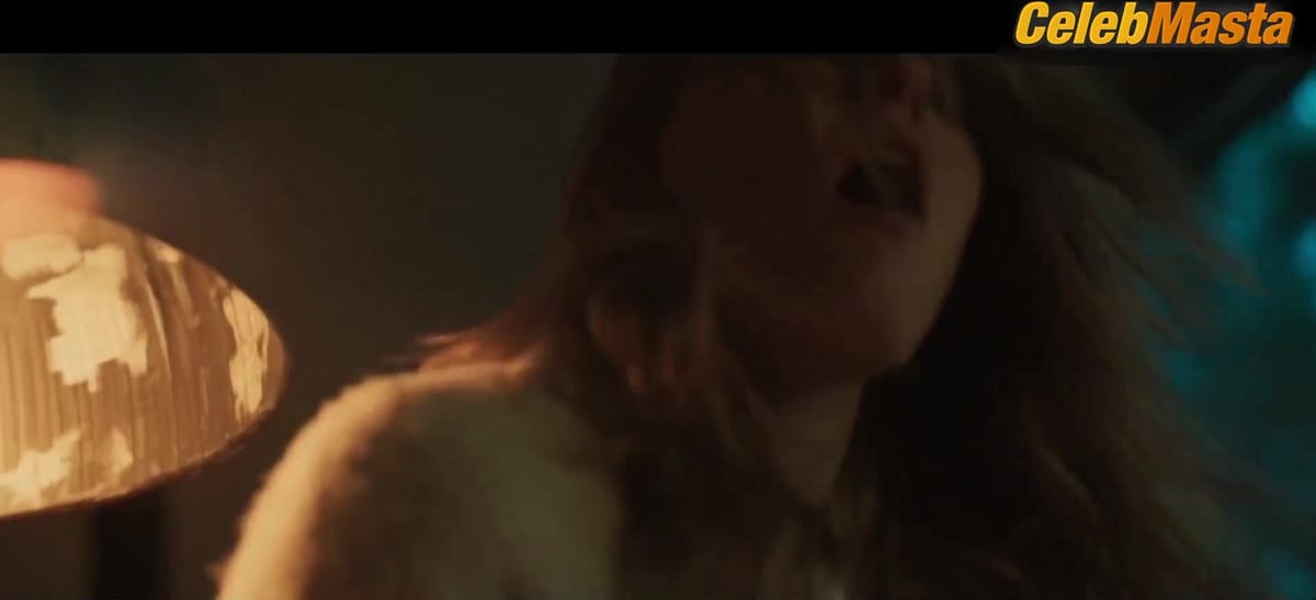Magdalena Lamparska Boobs, Underwear Scene in Caly Ten Seks
