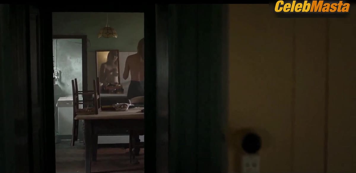Deborah Francois Boobs Scene in L'ile Prisonniere