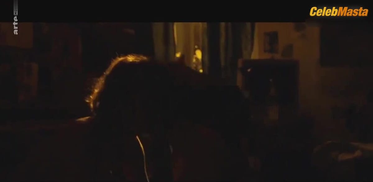 Luise Heyer Sexy Scene from Ernellaek Farkaseknal