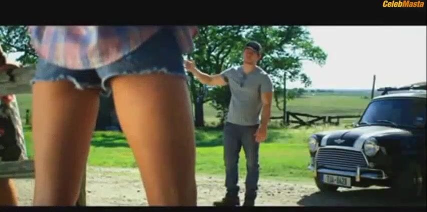 Nicola Peltz Sexy Scene from Transformers Age Of Extinction