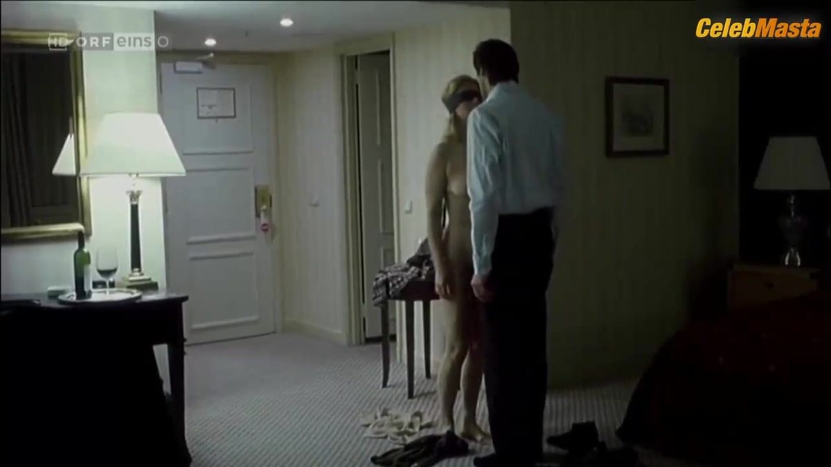 Petra Morze Real Sex Scene, Booty Shown in Antares