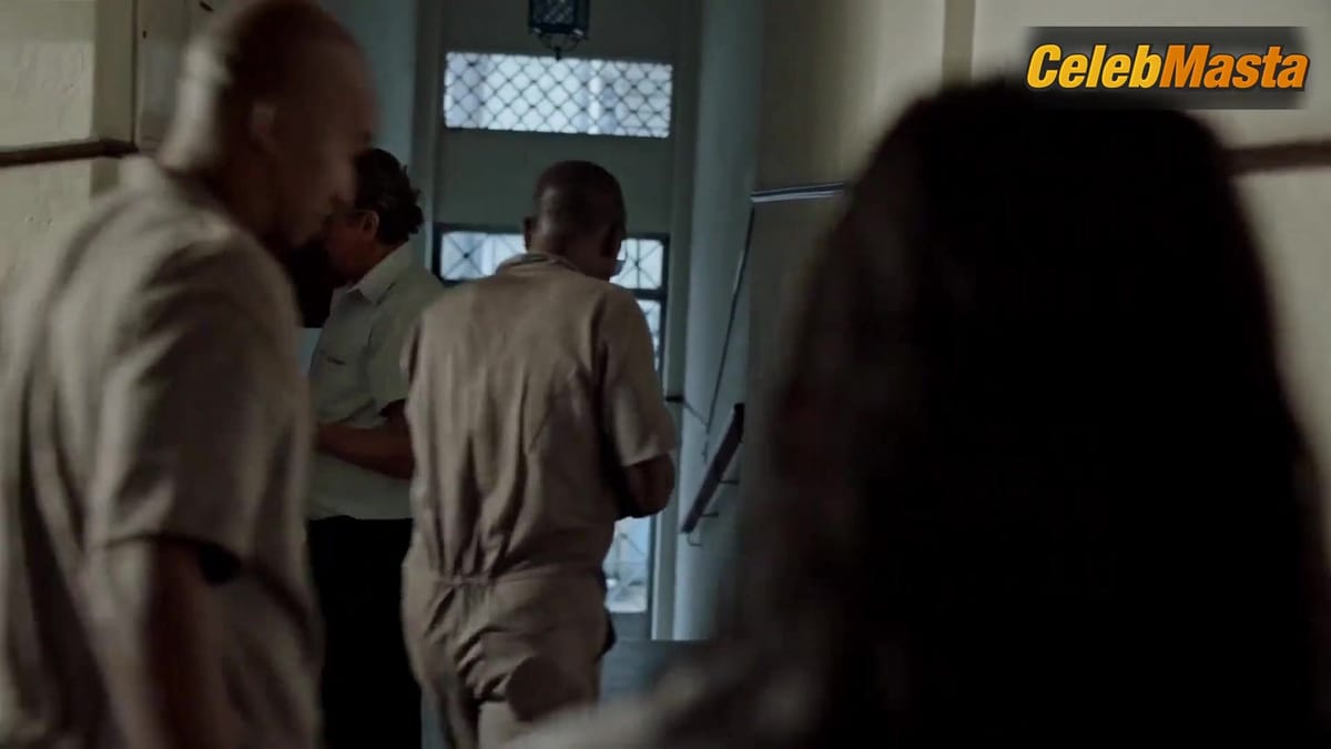 Rafaela Mandelli's Sexy Scene from Intimidade Entre Estranhos