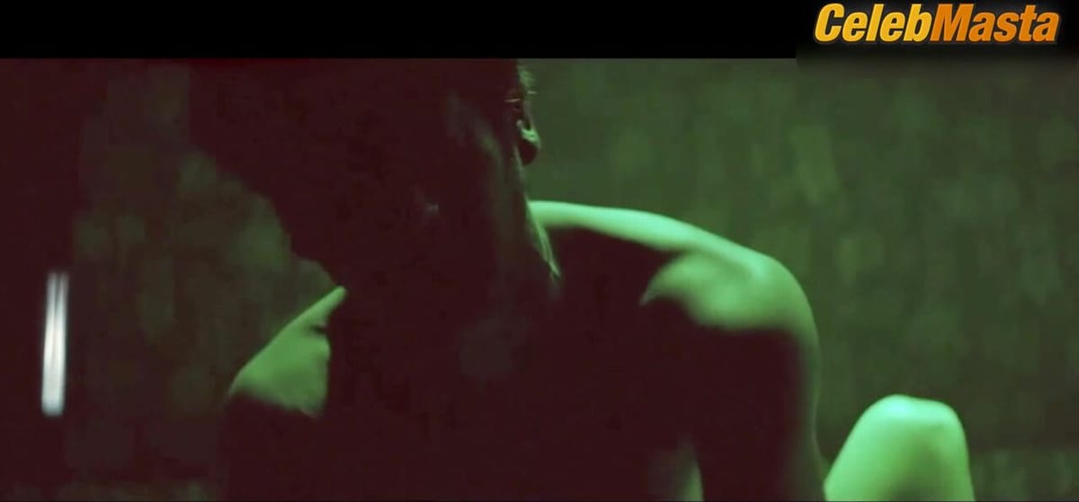 Peri Baumeister's Tits Scene in Peitruss