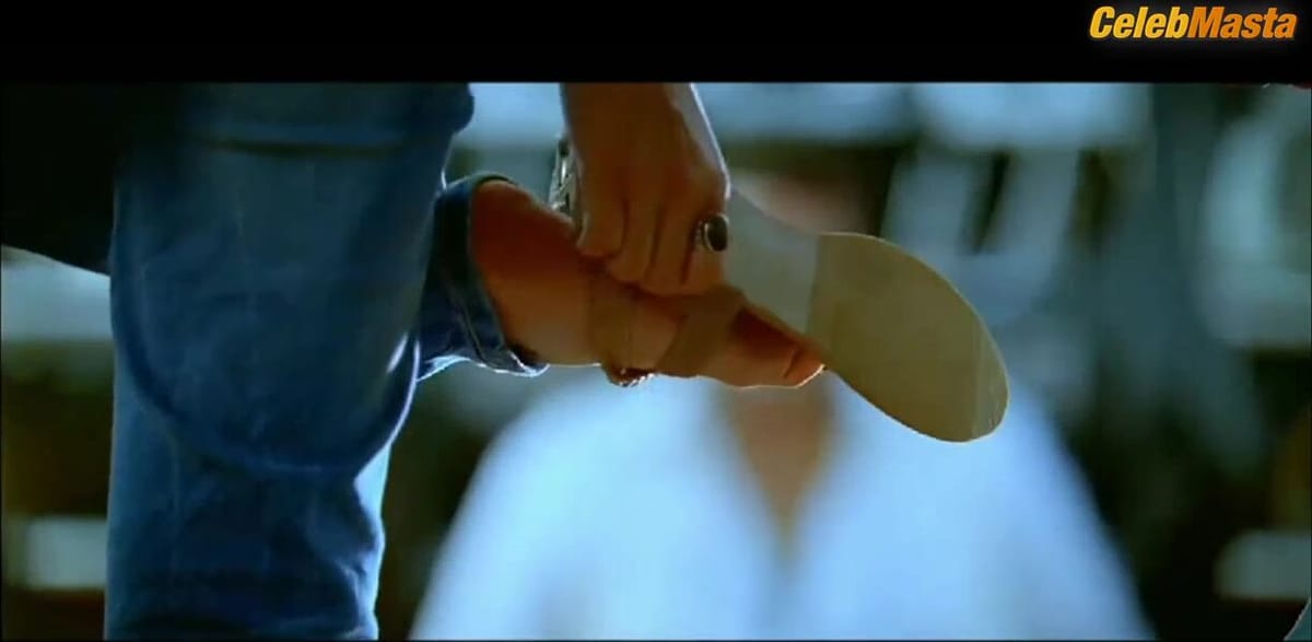 Shruti Haasan Boobs Scene in Veera Simha Reddy