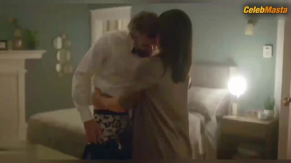 Julia Stiles Booty, Tits Scene from Orphan First Kill