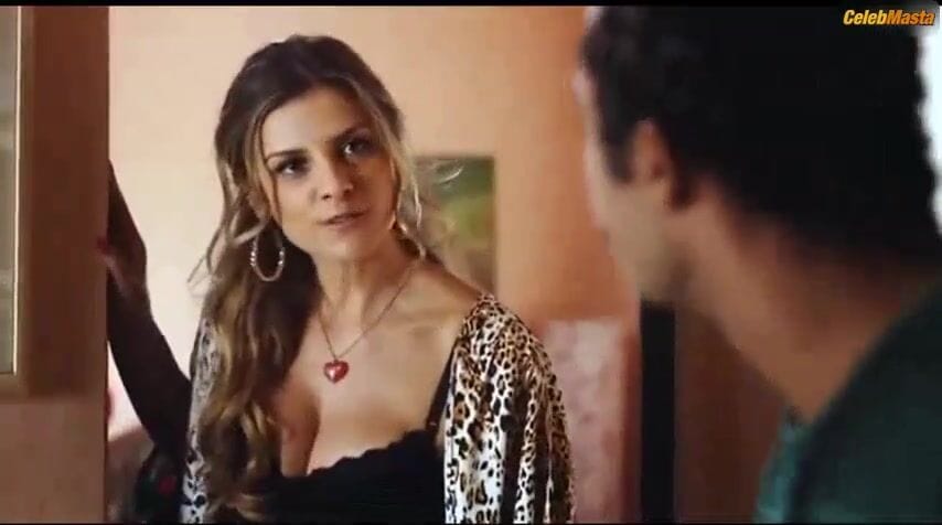 Carolina Chalita Boobs Scene in Em Nome Da Lei