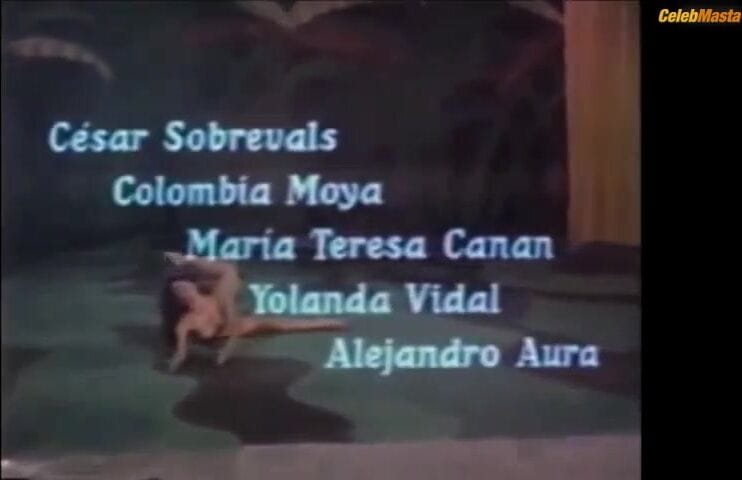 Mercedes Carreno Booty, Tits Scene in La Mujer Perfecta