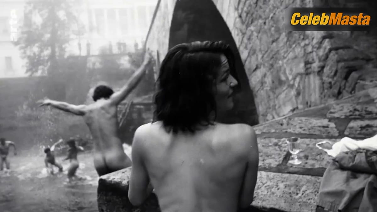 Anna Maria Muhe and Valerie Pachner Ass Scene from Bauhaus - A New Era