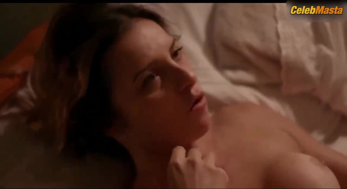 Carolina Chalita Tits, Swimsuit Scene from Amor De 4 + 1