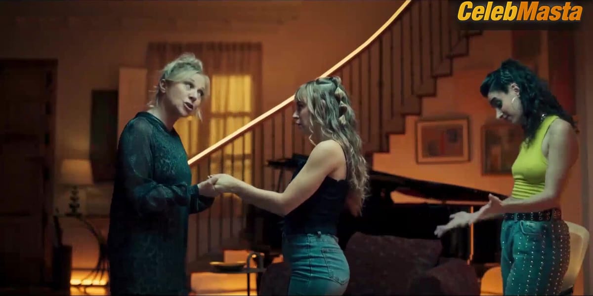 Leire Aguiar, Lucia Caraballo and Maria Esteve Boobs Scene from Every Side Of The Bed