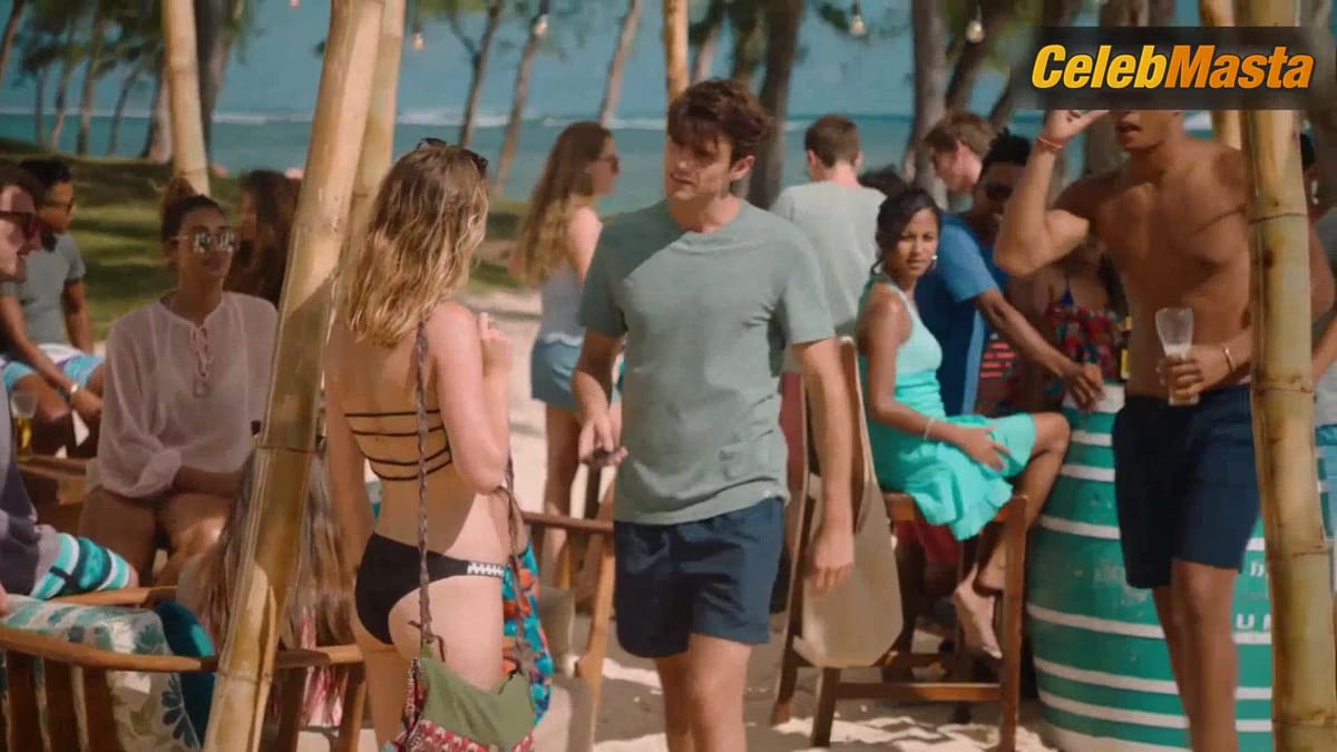 Helene de Fougerolles and Marysole Fertard Ass, Tits Scene from Trop Jeune Pour Moi