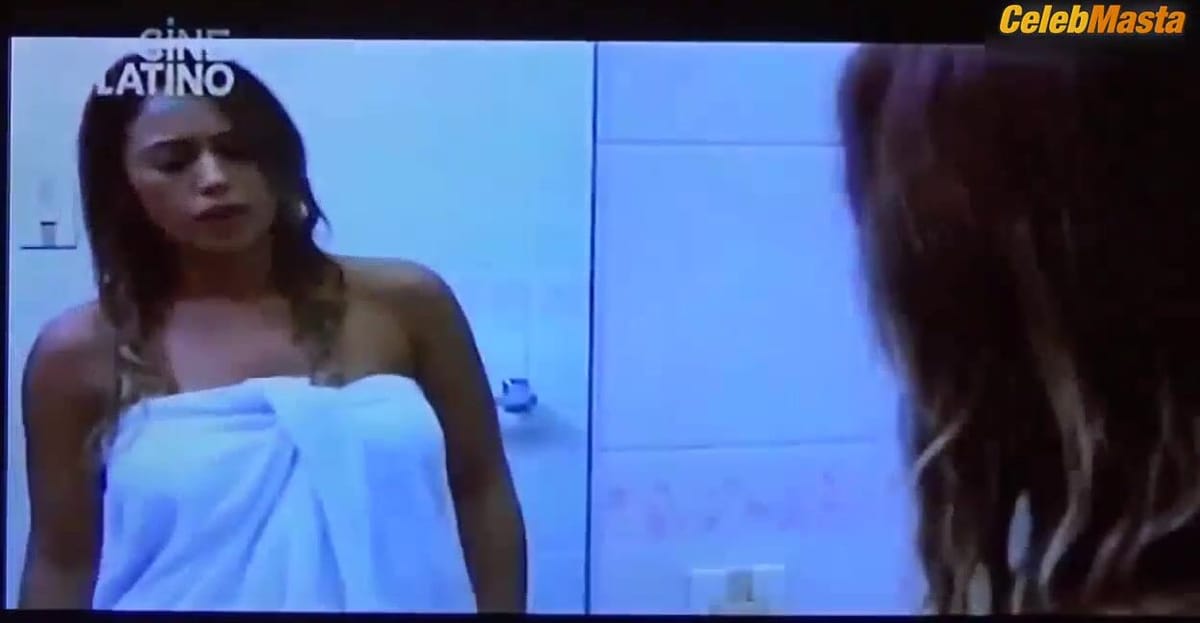 Stephanie Herela Flaunts Sex Scene in Mi Prima La Sexologa