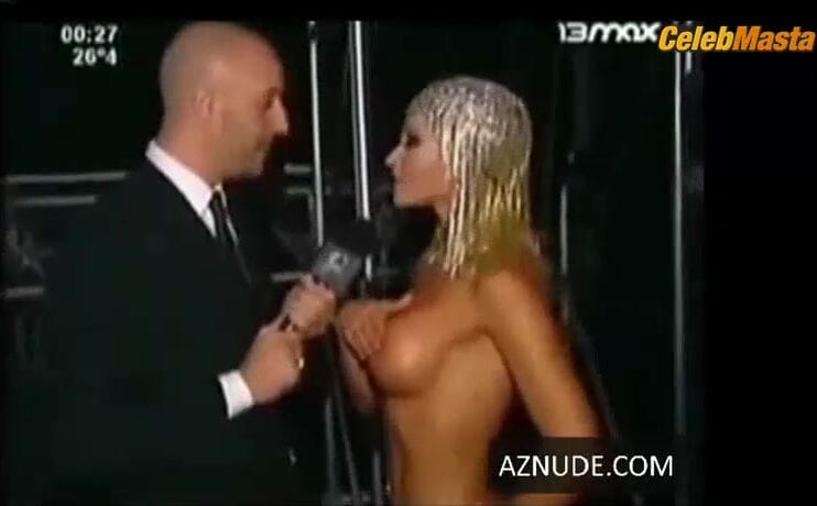 Adabel Guerrero Booty, Tits Scene from Cqc Argentina
